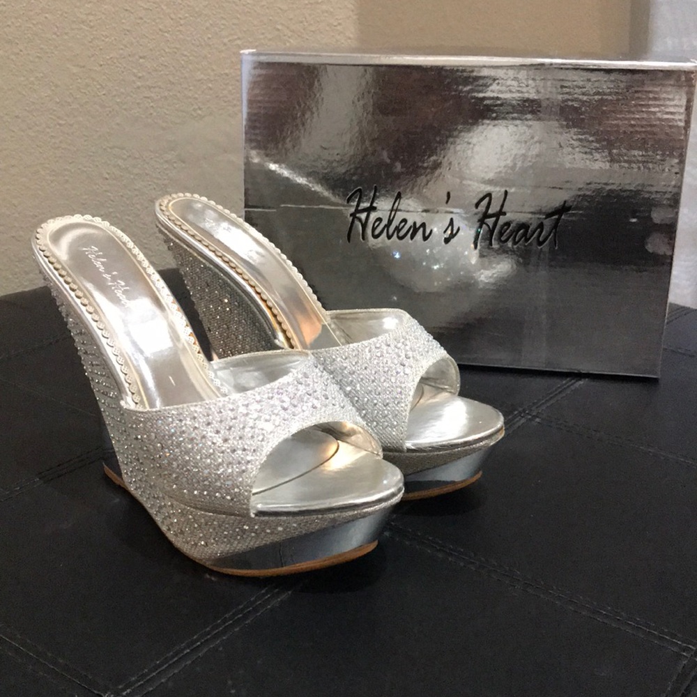 Helen’s Heart - Picture 2 of 8